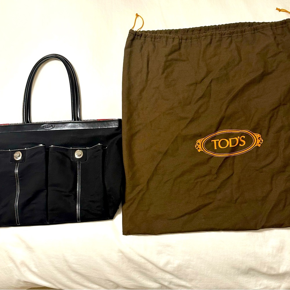 Tod’s 2-compartment Nylon and Leather tote bag